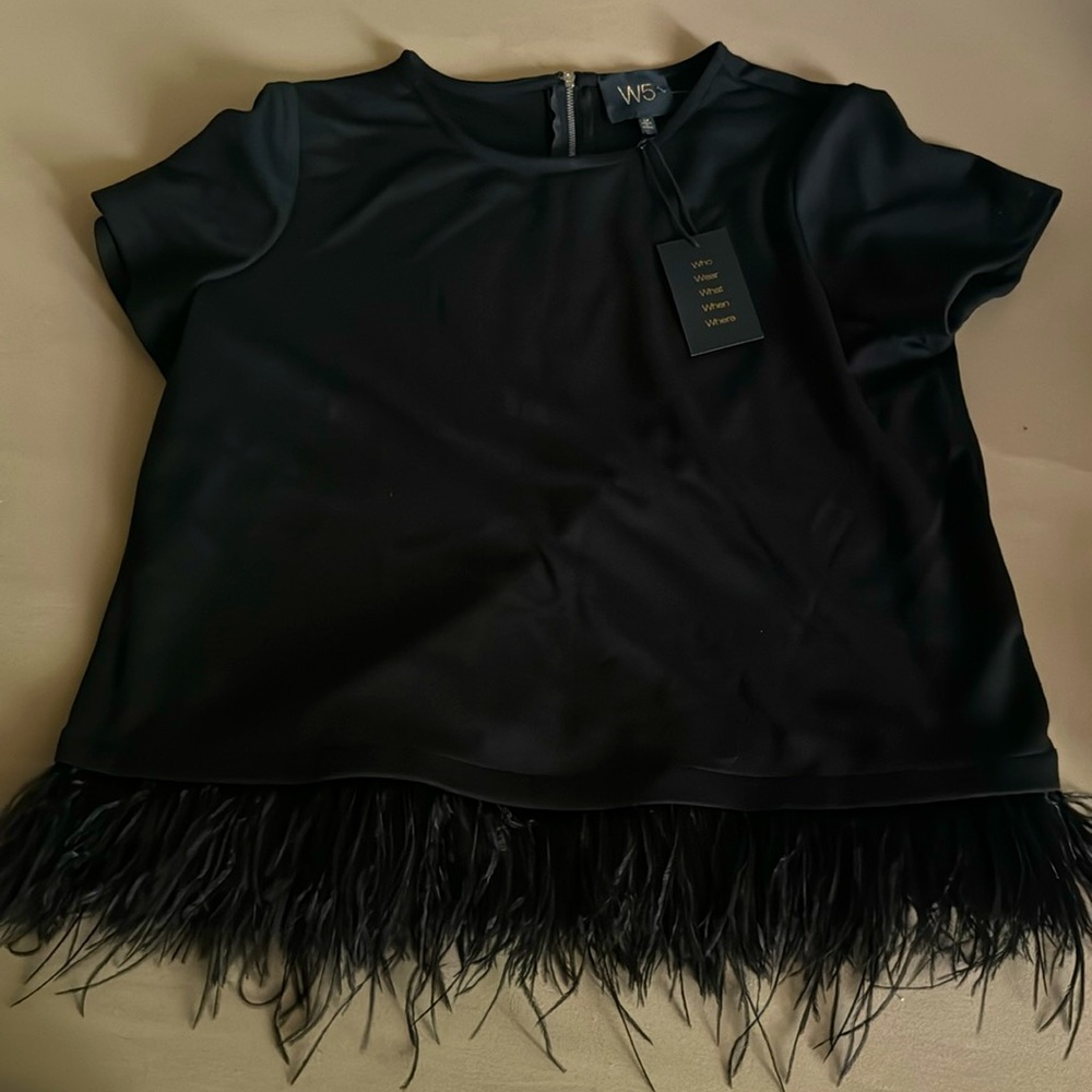 Women’s M W5 BLACK TEE with black feathers at the bottom